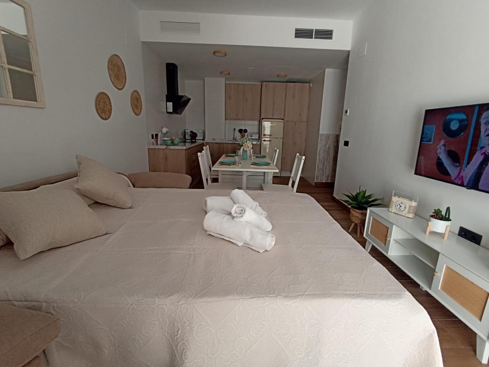 Apartamento Nuevo Centrico Con Aparcamiento Privado Incluido Alcalá de Guadaira Exterior foto